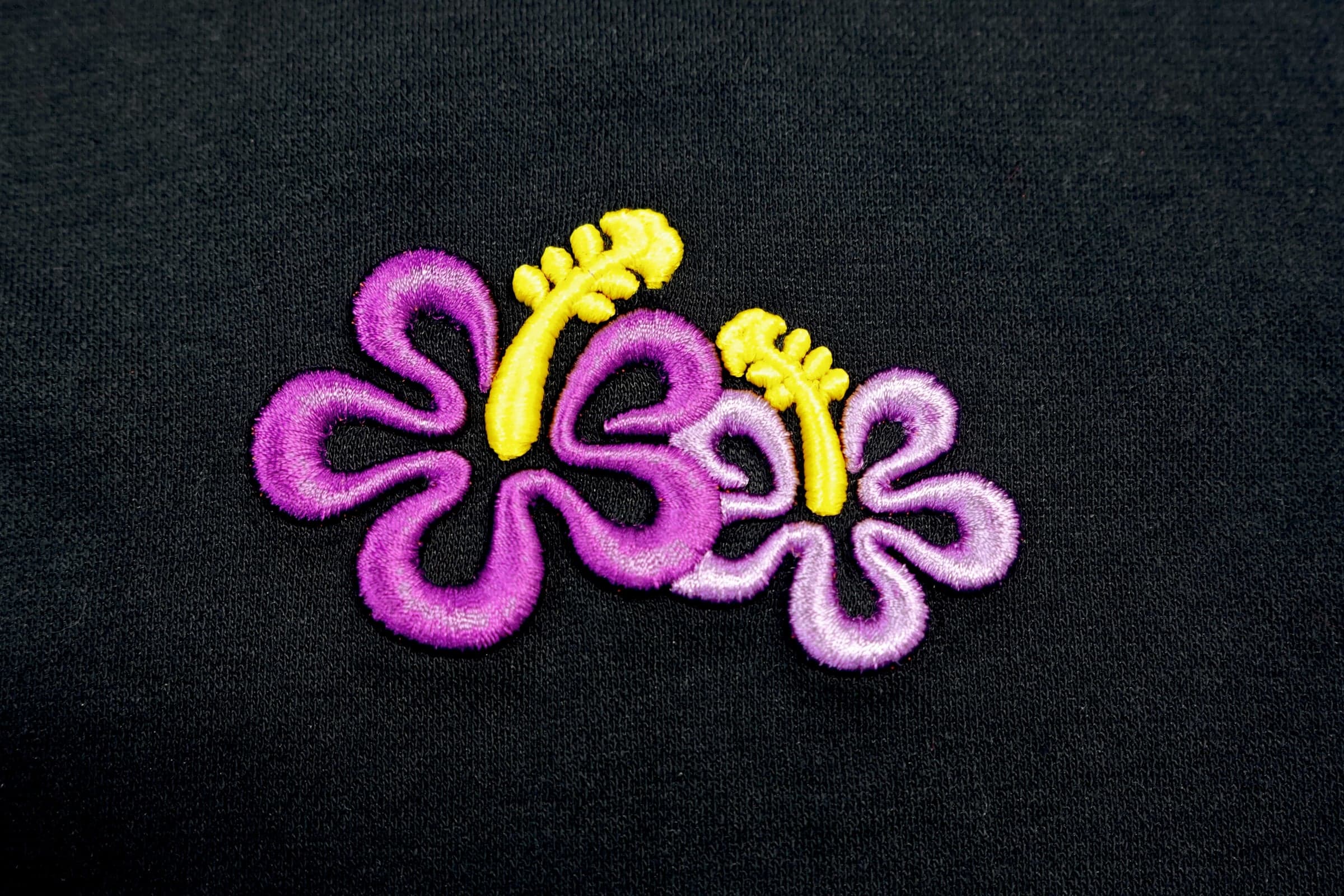 Same 3D puff hibiscus after heat gun finishing, edges clean